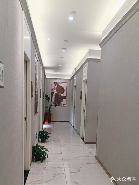 最新美容場所重塑自信光彩,自我重塑與自信綻放