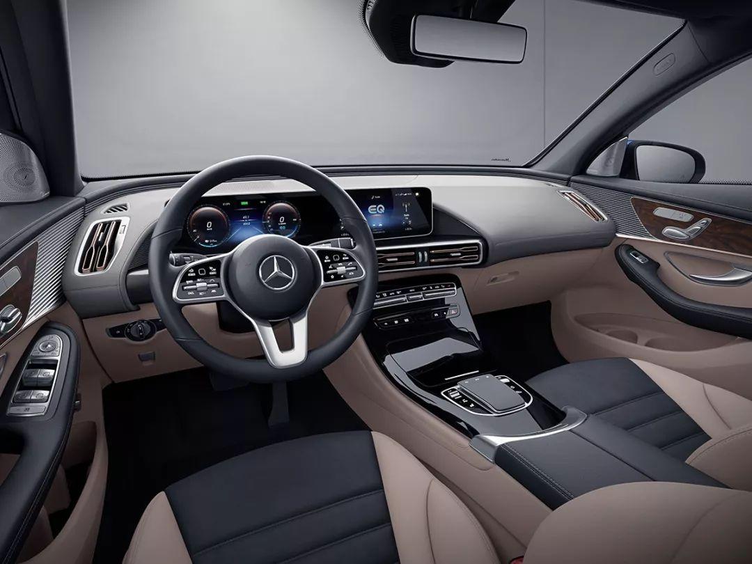 奔馳尖端科技深度解析,小巷中的隱藏寶藏之謎