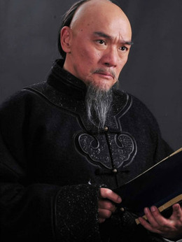 于成龍演員表，友情、家庭與陪伴的溫馨故事展現(xiàn)