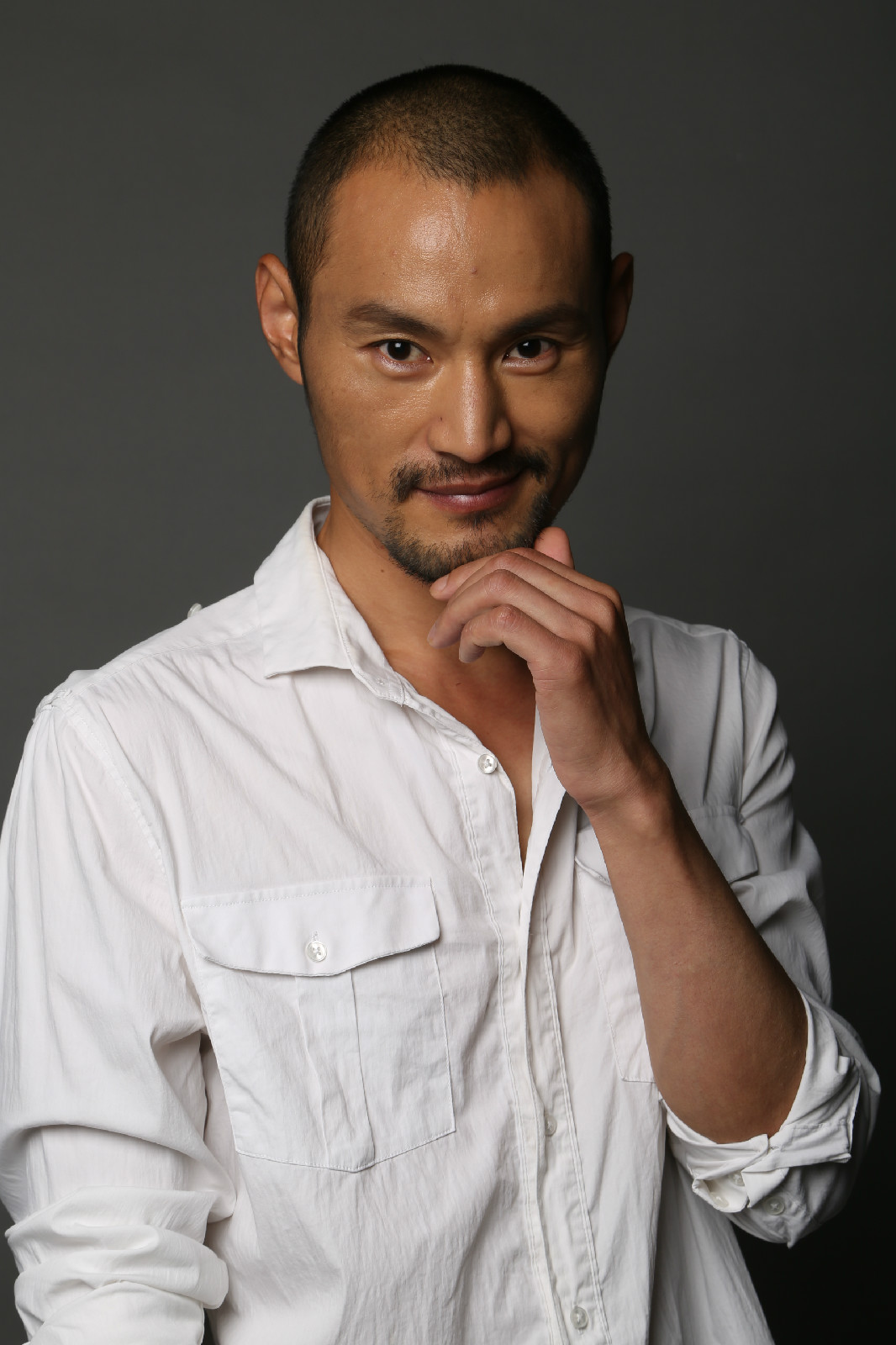 科技新星周猛,璀璨演員之路簡介