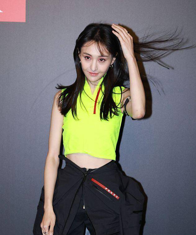 鄭爽最新動態，與自然美景的邂逅，內心平和之旅揭秘