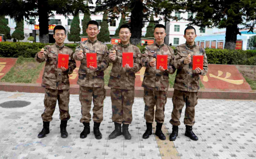 士兵報考軍校最新資訊揭秘,夢想起航的軍校入學指南(2017年)