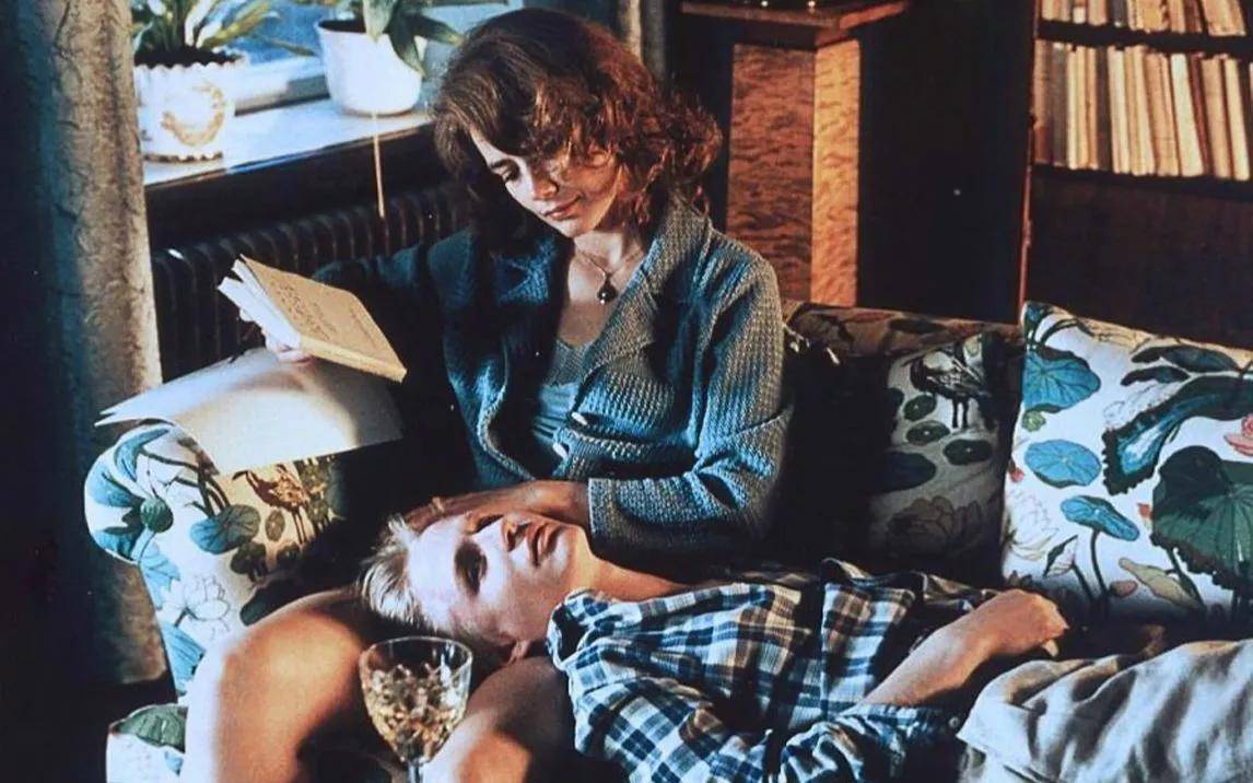 教師別戀，一部引人深思的教育題材電影佳作