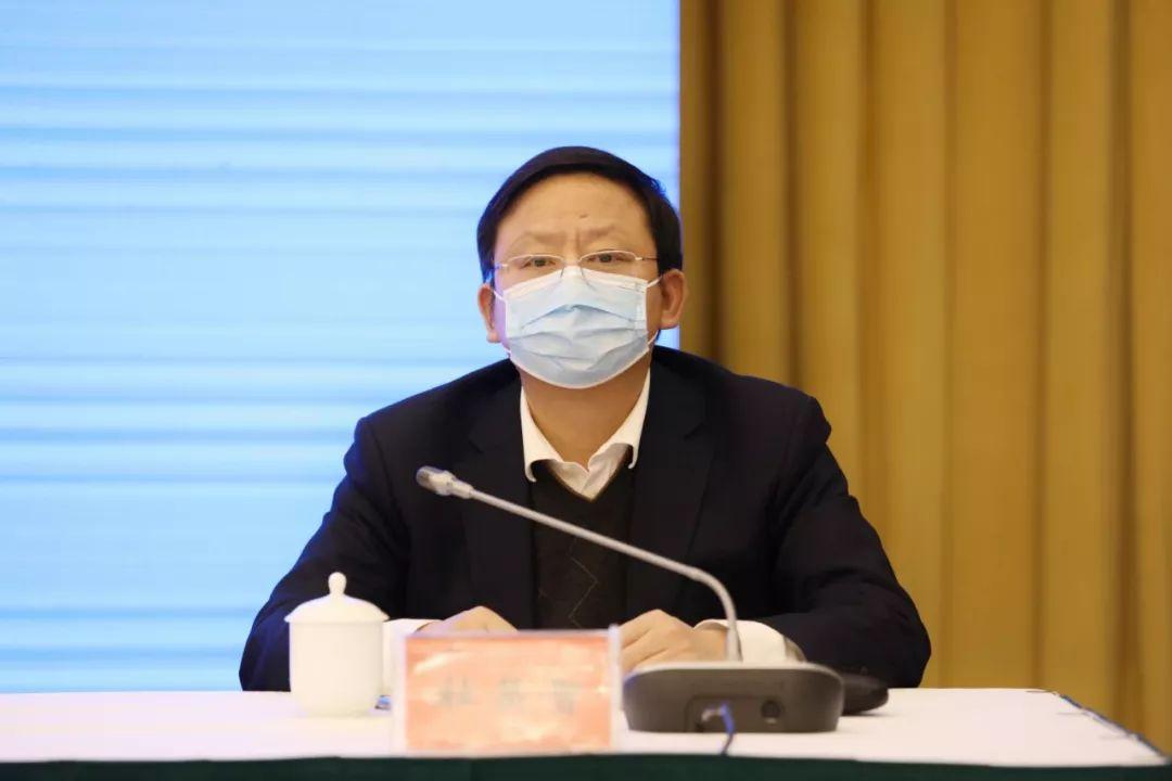 肺炎新聞更新,自然之旅尋求內心平和與寧靜的寧靜之道