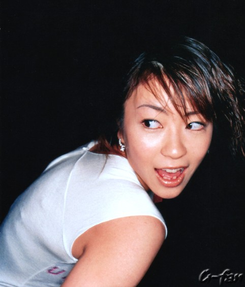 明星自殺背后的力量,變化、自信與成就的挑戰與反思