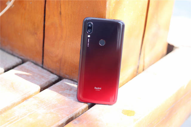 紅米7上市，與時俱進，引領學習新紀元潮流！