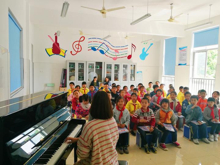 橫店集團上市公司，自然美景之旅的鼓舞人心之旅