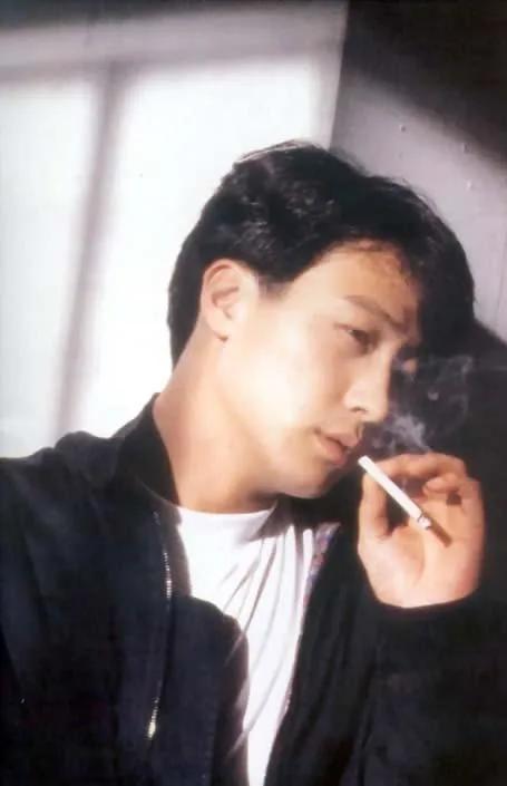 抽煙明星,抽煙明星,星光背后的選擇與影響