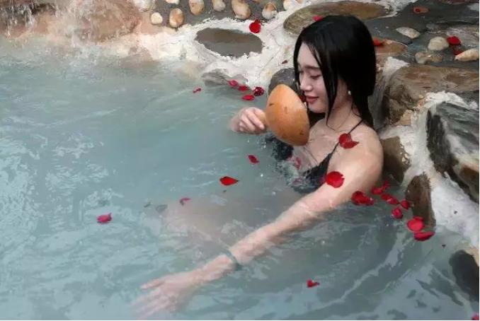 池晚與老公情感復合的深層次探討及最新章節更新動態