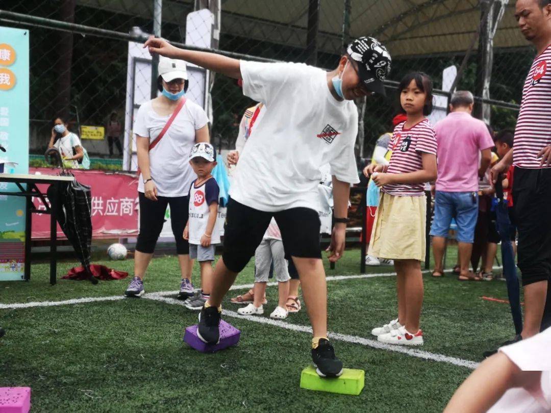 運(yùn)動(dòng)比賽游戲,運(yùn)動(dòng)比賽游戲，一場(chǎng)熱血與榮耀的盛宴