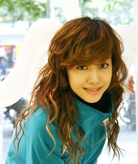 演員譚靜,熒屏璀璨之星的光輝閃耀