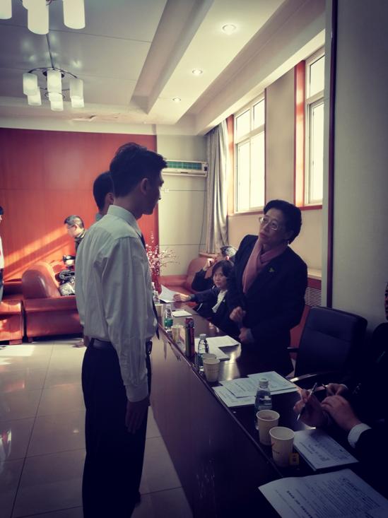 最新招聘資訊,愛與陪伴的求職奇遇之旅