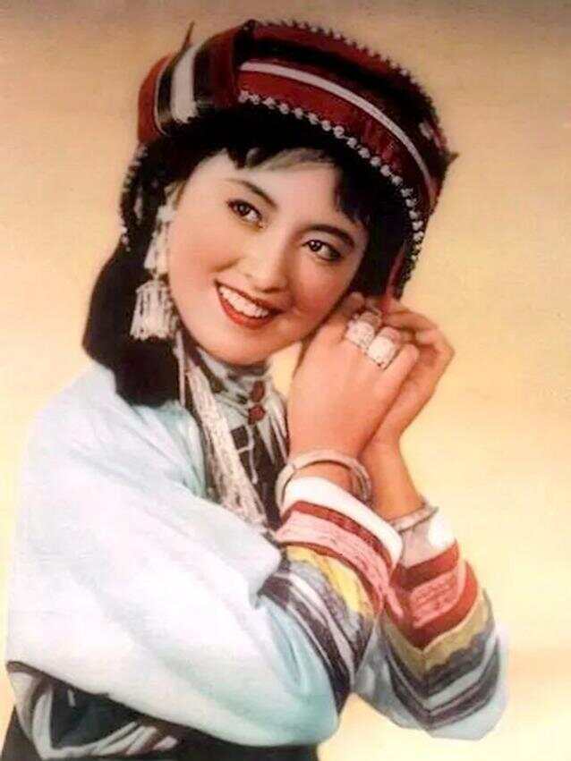 電影五朵金花演員表，光影之間的友情之花綻放