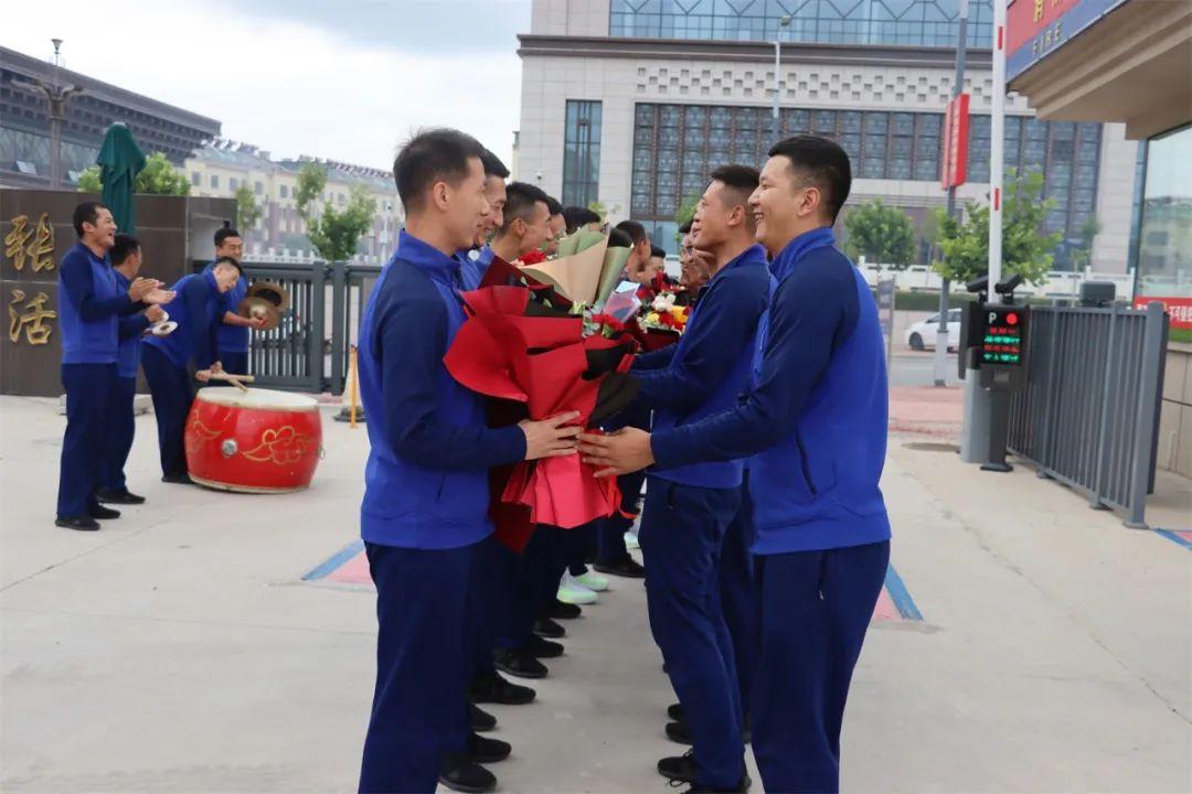 最新戰斗風采，自然美景的心靈之旅戰斗風采展示