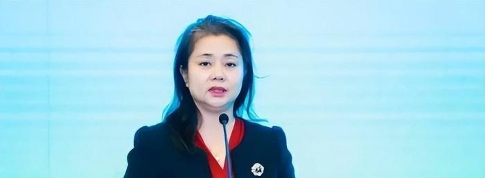 小明星照片背后的故事與影響，星光閃耀背后的真實影響