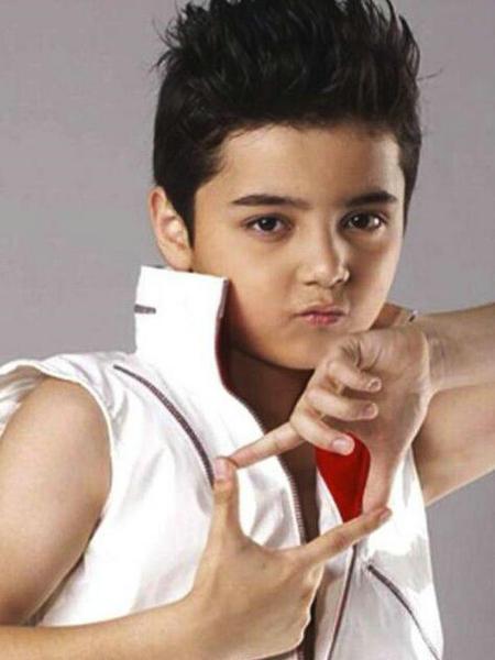 小明星照片背后的故事與影響,星光閃耀背后的真實影響