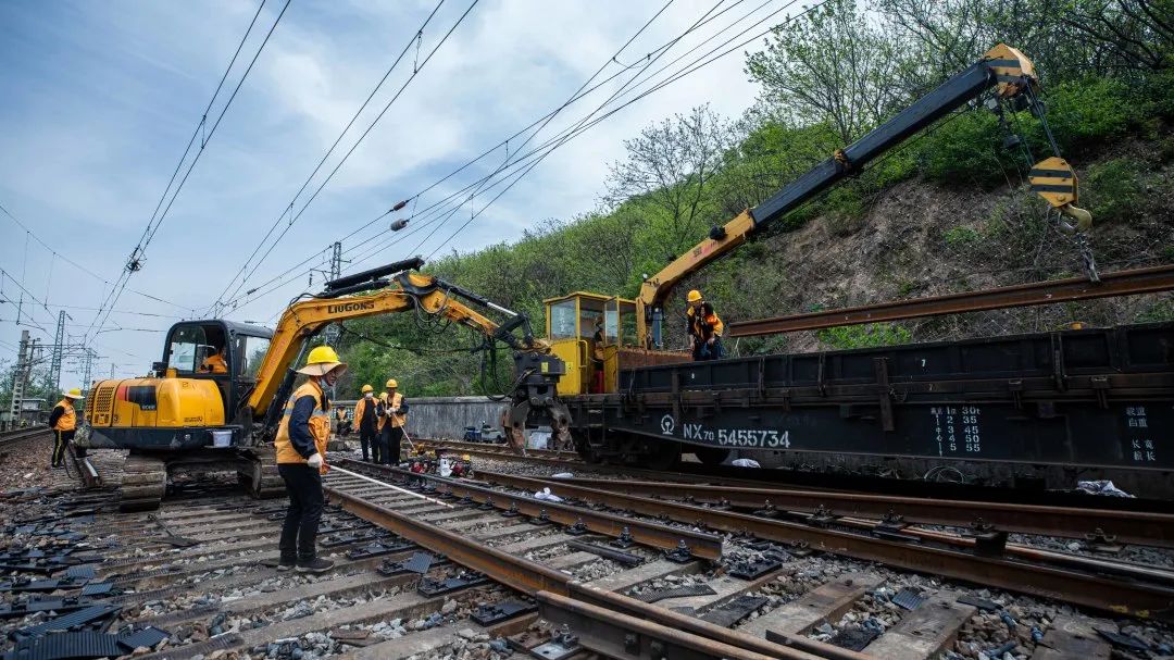 舞鋼月益鐵路最新動態揭秘，小巷中的隱藏瑰寶探秘之旅