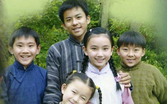 五個孤兒的電視劇故事，成長與挑戰(zhàn)