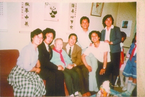 五個孤兒的電視劇故事,成長與挑戰(zhàn)