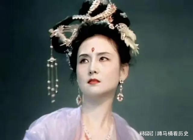 演員民族版,演員民族版,探尋民族特色演藝之路