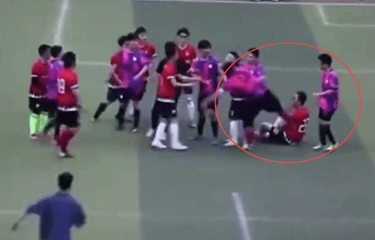 熱血沸騰的踩踩踩比賽視頻，競技瞬間，挑戰你的極限！