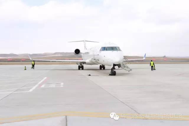 烏蘭察布航班時刻更新,巷弄深處的飛行夢想與獨特小店之旅