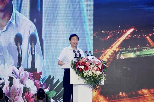 八年成長路，愛的陪伴與上市之旅