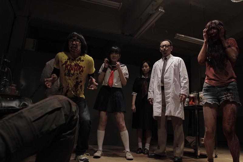 深度解析，喪尸屁股電影背后的文化現象