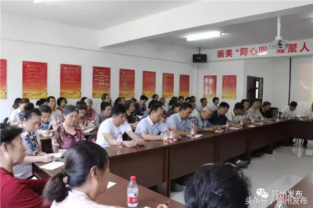 2025年黨課教程，高科技產品引領新時代，智能生活的探索之旅