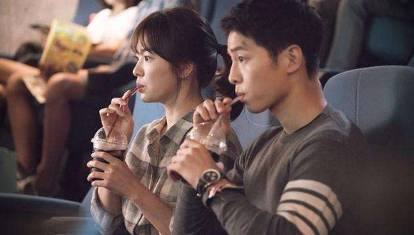 電影中的手牽手藝術,小巷深處的浪漫邂逅之道