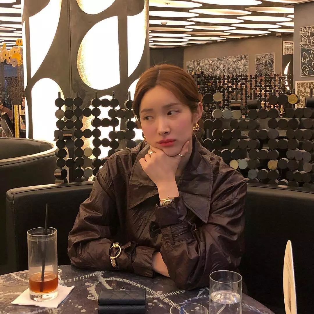 十八線女演員的逆襲,引領(lǐng)高科技生活的時代之光