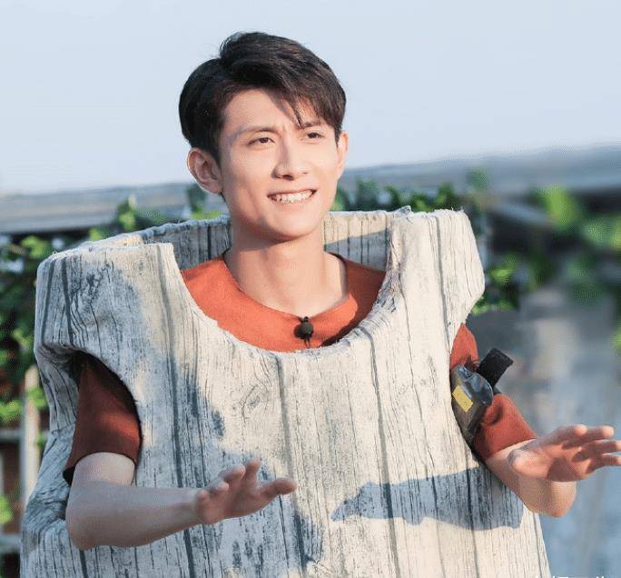 張一山影視之路多元發展及個人魅力展現的最新動態