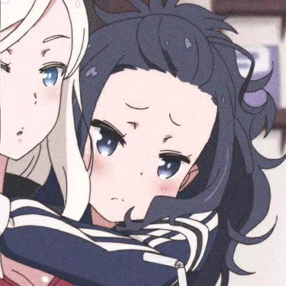 情感與藝術的交織，雙人動漫圖片欣賞