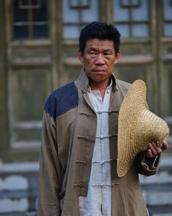 審美視角下的多元探討,男演員圖片大全集萃