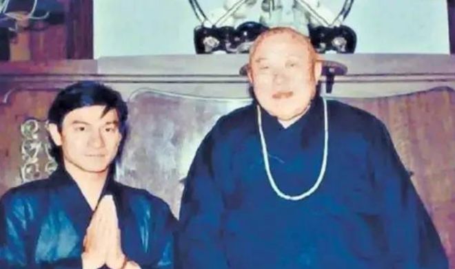 明星拜佛之旅,心靈平靜的追尋