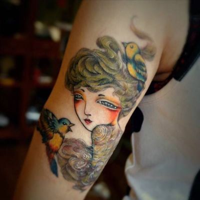 揭秘未來流行趨勢，2025熱門紋身圖案——小巷深處的獨特紋藝小店