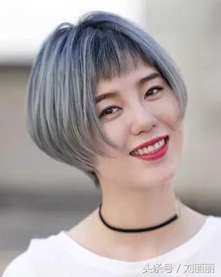 最新潮流發型，時代印記與文化的演繹之旅