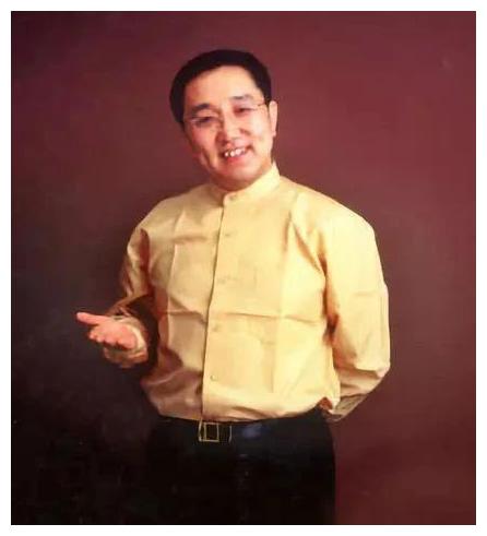 小品演員的煩惱與科技助手,最新高科技小品演員助手揭秘