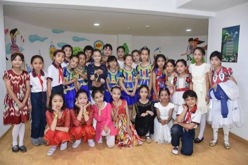 拜爾娜最新動(dòng)態(tài)揭秘,小巷中的隱藏寶藏!