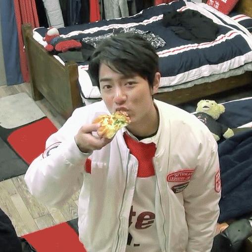 肖戰(zhàn)最新動態(tài)揭秘，與大自然親近，探尋內(nèi)心寧靜之旅