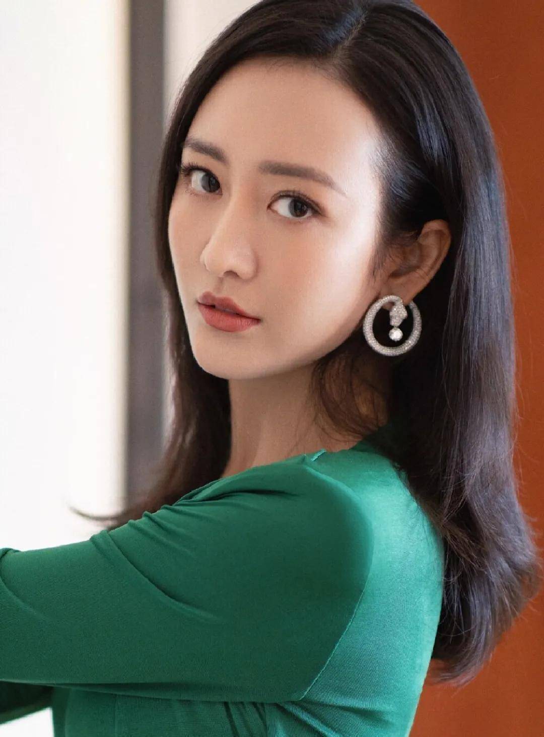 現在女明星的魅力與影響力，多維解讀下的璀璨之光