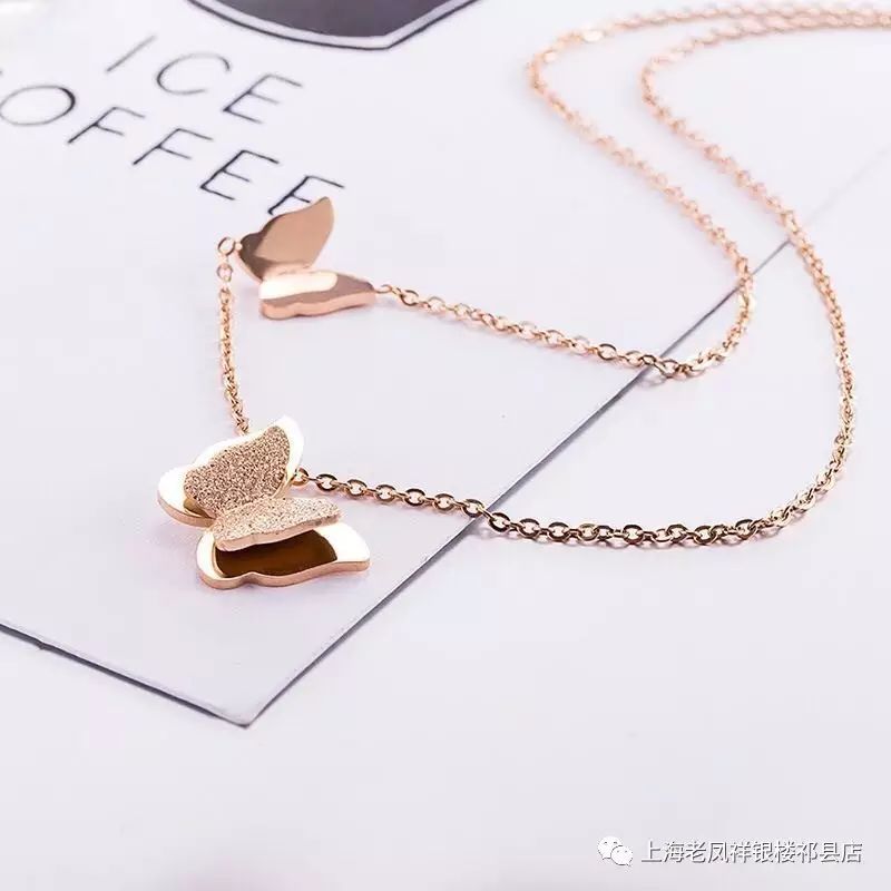 老鳳祥新款金項鏈，友情的紐帶，家的溫馨之選