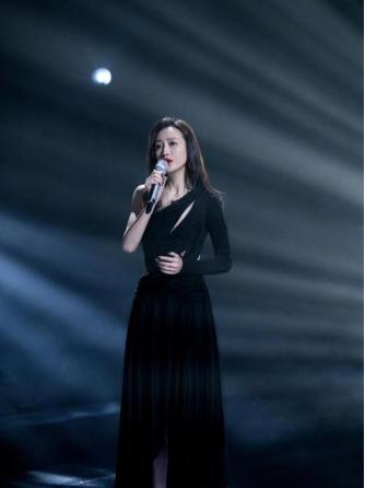 王鷗綜藝動態，展現多元魅力的舞臺