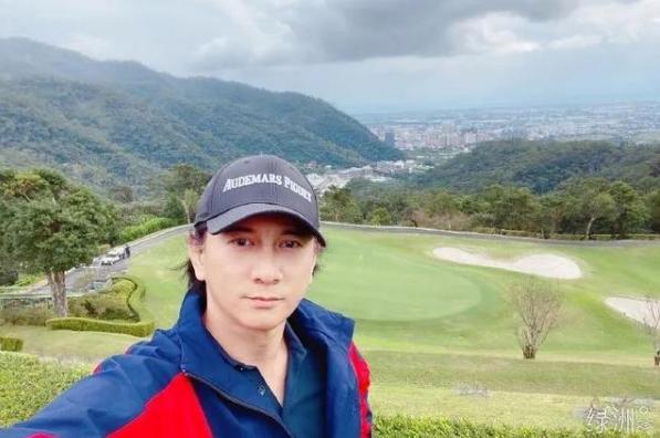 劉詩詩近況更新，小巷深處的獨特風味探秘之旅