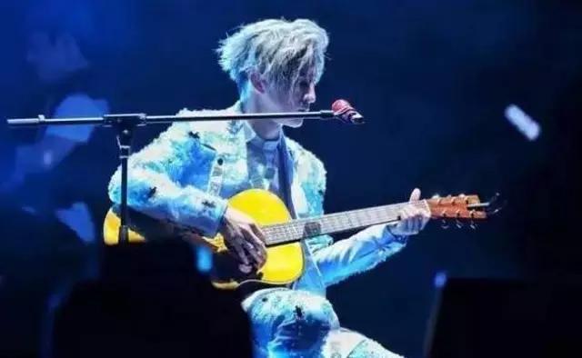 薛之謙事件最新進展全面解析,最新重磅更新消息速遞