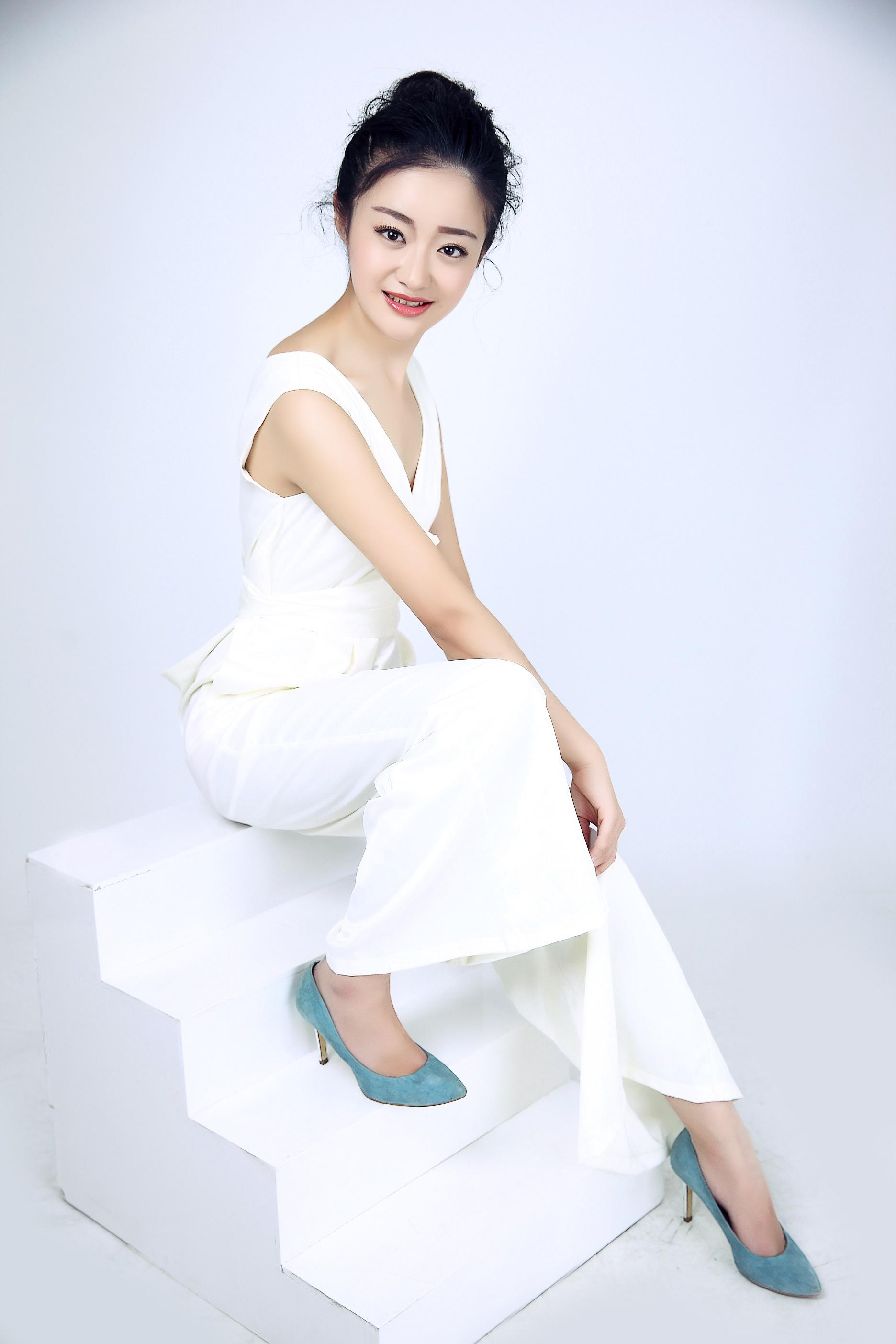 演員于倩，與自然共舞，尋覓內(nèi)心的寧靜與平和