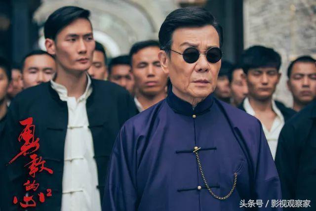 勇敢的心女演員探尋自然美景,尋找內心寧靜之旅