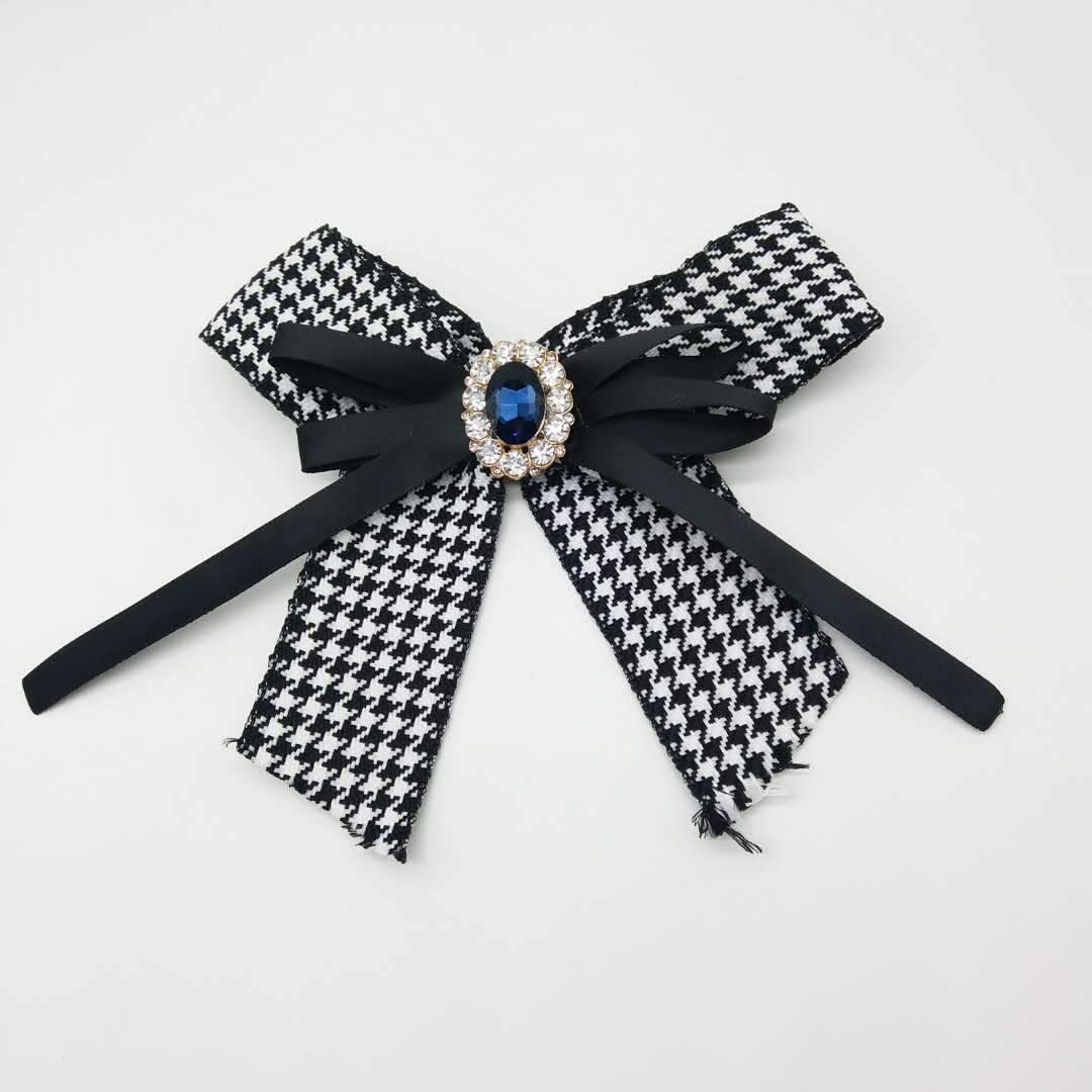 領結最新款，時尚與友情的溫馨篇章