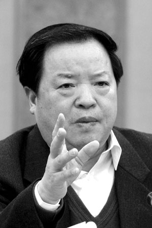 周伯華最新新聞動態與觀點論述摘要