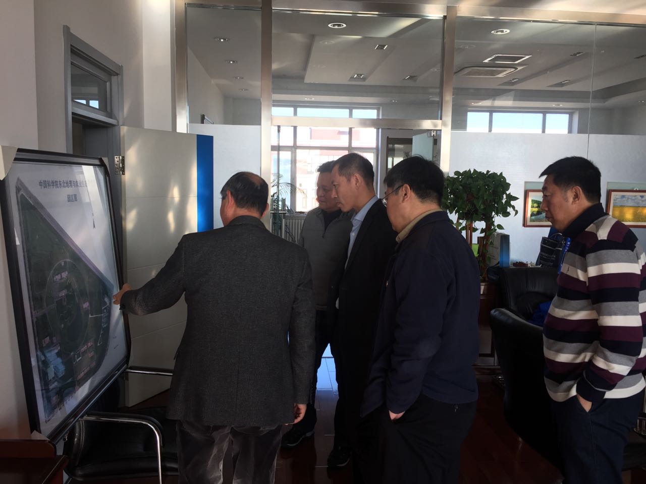 于柏生的自然之旅,邂逅美景,尋找內心平和的旅程